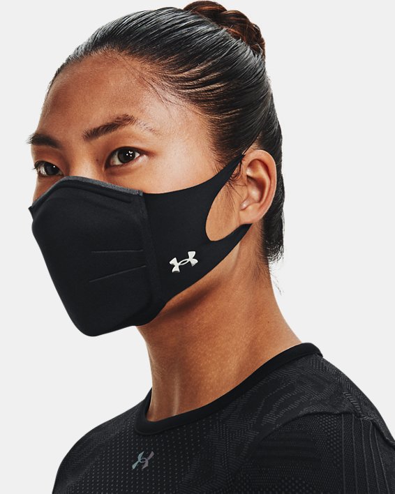 UA SPORTSMASK Featherweight in Black image number 8